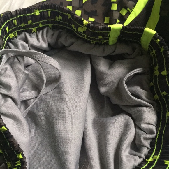 Nike shorts - Picture 7 of 9